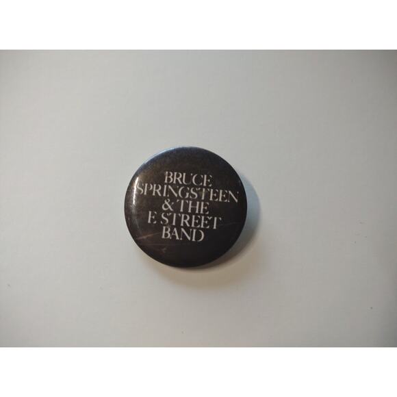 Bruce Springsteen And The E. Street Band Licensed Original 1986 Badge Pin Button - Picture 3 of 3